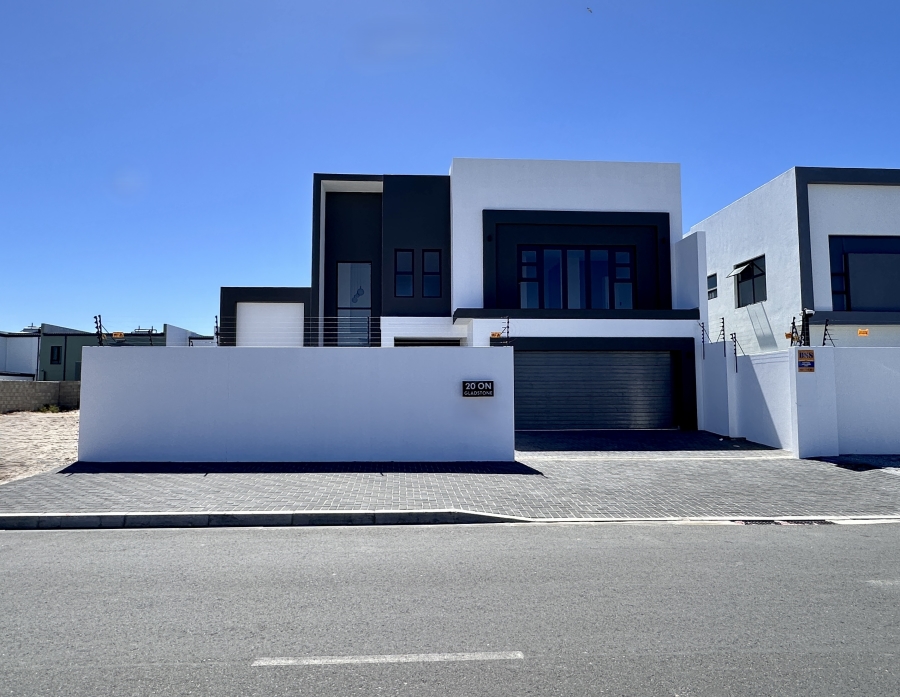 4 Bedroom Property for Sale in Sandown Western Cape